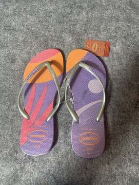 Havaianas Women's Slim Palette Glow Flip Flop Sandals Quiet Lilac Size 9/10
